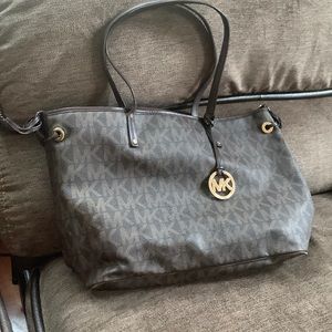 Michael kors bag brown